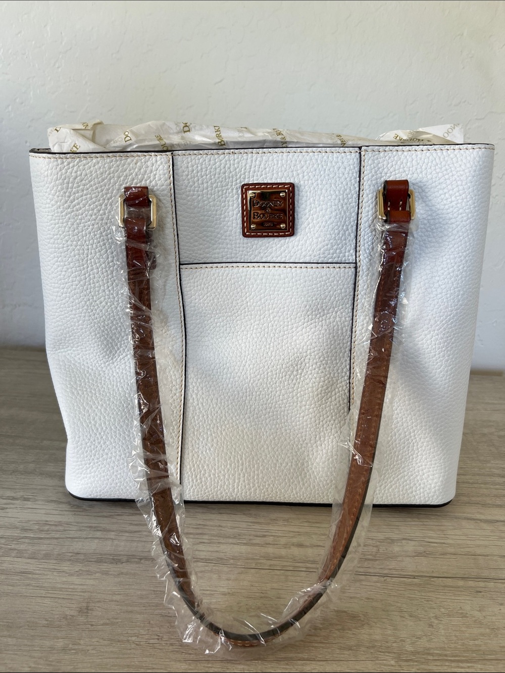 *NWT* Dooney & Bourke Small Lexington Shopper in White Pebbled Leather